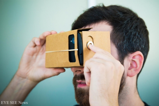 Google Cardboard 虛擬實境眼鏡
圖/Cnet