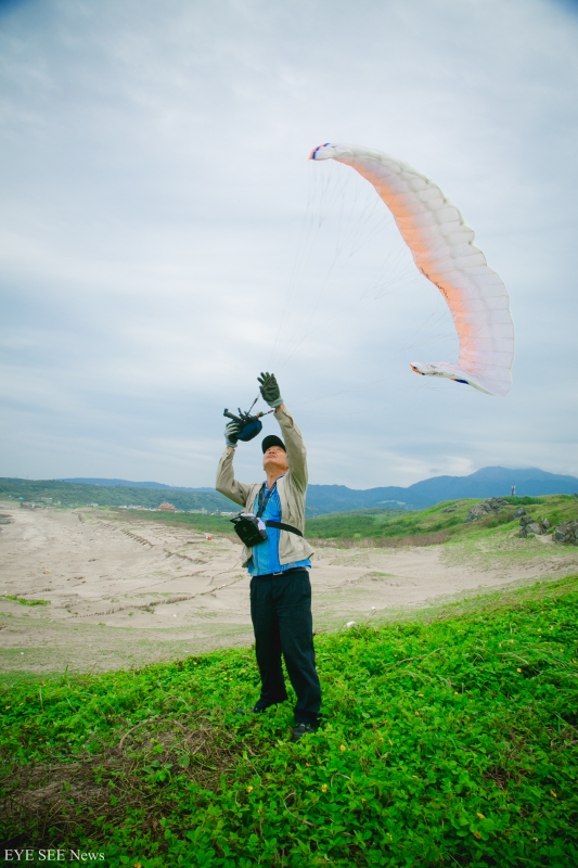 無動力遙控滑翔傘，好玩又環保 圖/scott