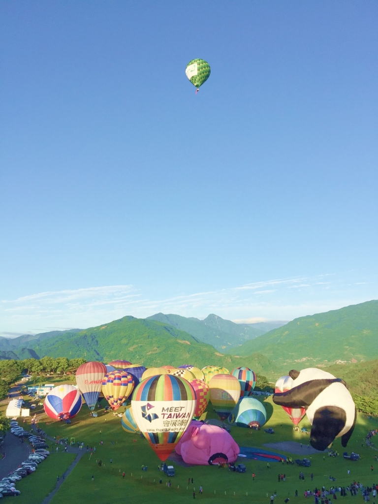 比賽最一開始，首先標靶球升空，選定三個地方作為標靶。圖 / 閔孝真攝