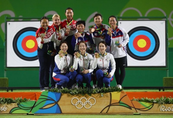 中華隊射箭女子團體以五比三擊敗義大利隊，拿下銅牌，這是射箭項目自2004年雅典奧運之後再次在奧運拿到獎牌。圖／奧會官網