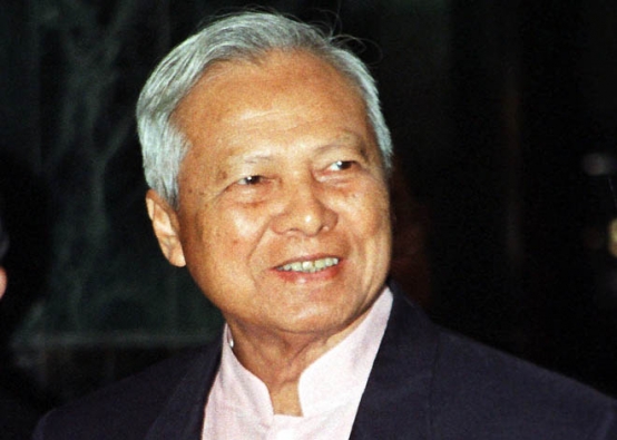 泰國臨時攝政王普瑞姆於1980至1988年間連任總理，與已故泰王蒲美蓬交情篤厚，數十年來在泰國政治史上扮演舉足輕重的角色，現年96歲。圖／Asian Correspondent