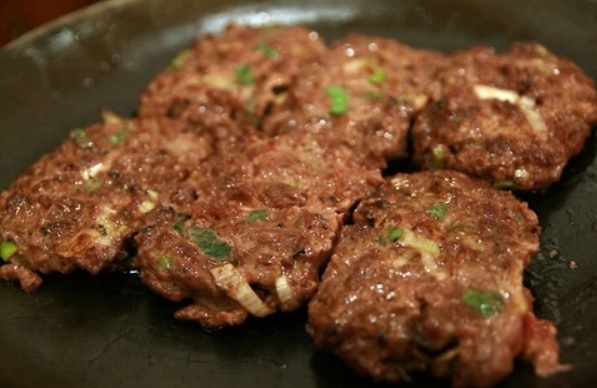 潭陽方形年糕排骨。圖／網路圖片