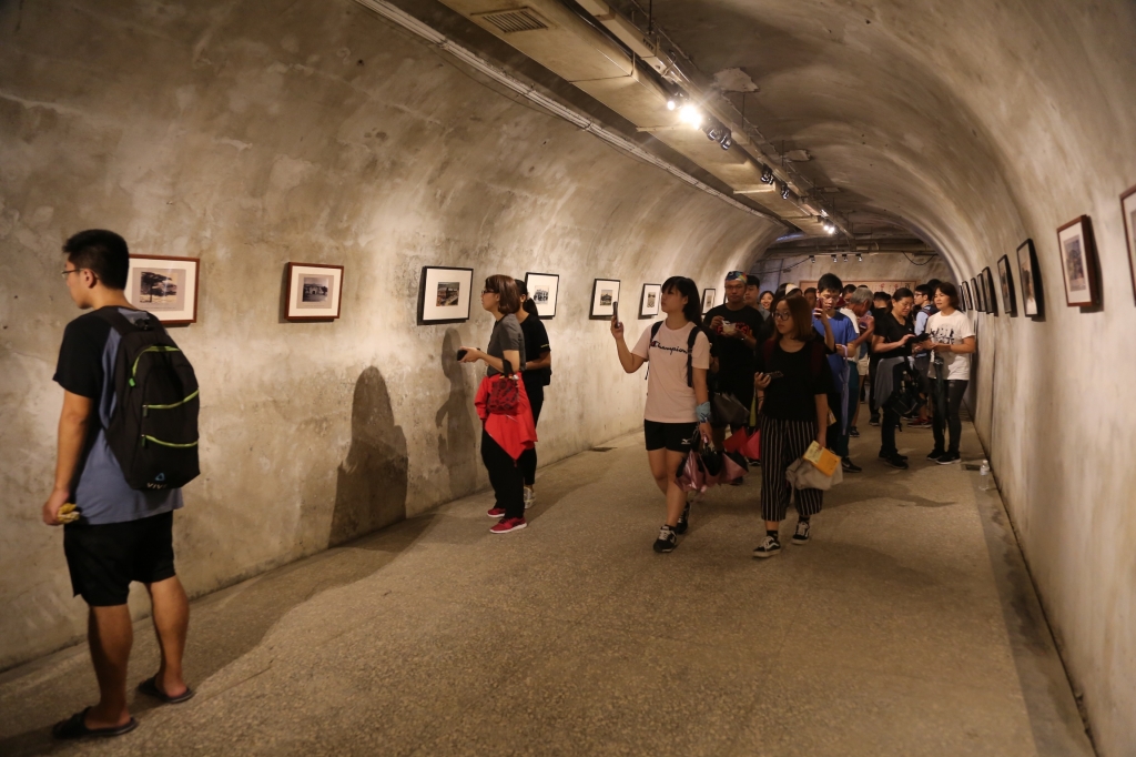 藏於西子灣隧道內的軍用秘道。圖/國立中山大學提供 藏於西子灣隧道內的軍用秘道。圖/國立中山大學提供