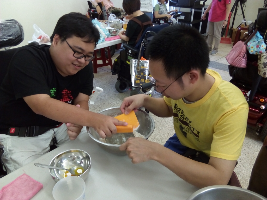 手作料理體驗。圖/國立中山大學提供
